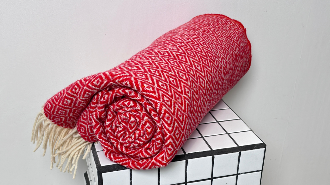 Blanket | Bicolor Diamond | Red | Orange
